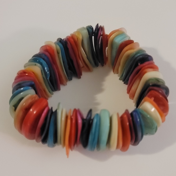 Colorful Shell Stone Elastic Bracelet - Picture 4 of 9